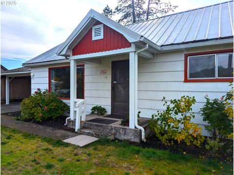 Tiny photo for 47564 School St, Oakridge, OR 97463 (MLS # 670702740)