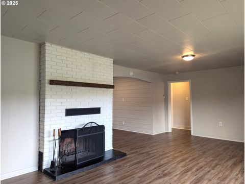 Tiny photo for 47564 School St, Oakridge, OR 97463 (MLS # 670702740)