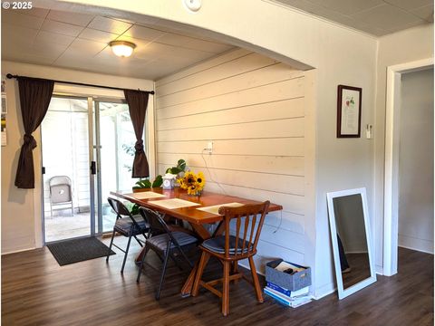 Tiny photo for 47564 School St, Oakridge, OR 97463 (MLS # 670702740)