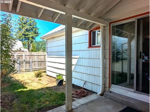 Tiny photo for 47564 School St, Oakridge, OR 97463 (MLS # 670702740)