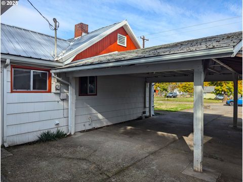 Tiny photo for 47564 School St, Oakridge, OR 97463 (MLS # 670702740)