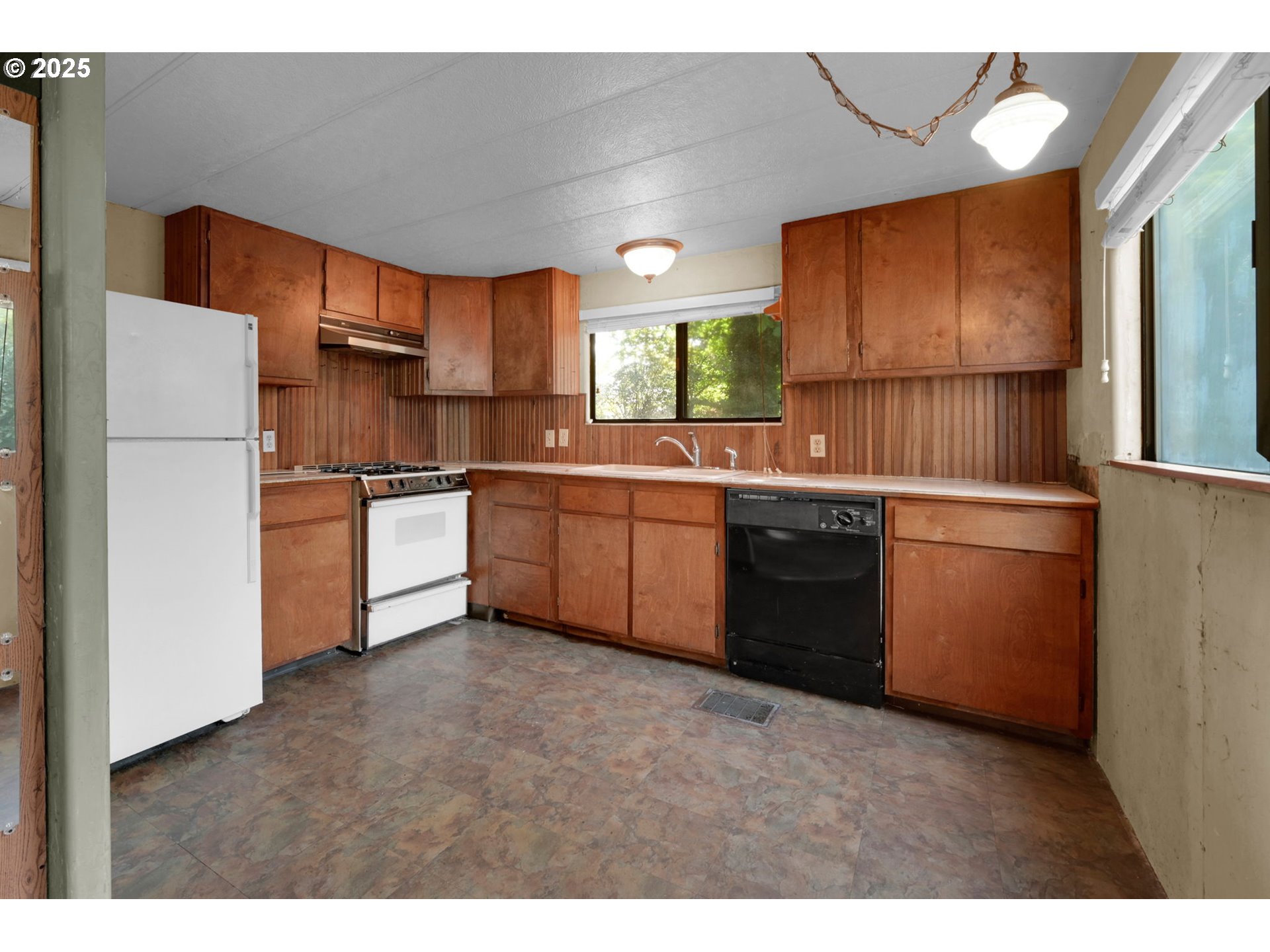 1709 LEXINGTON AVE