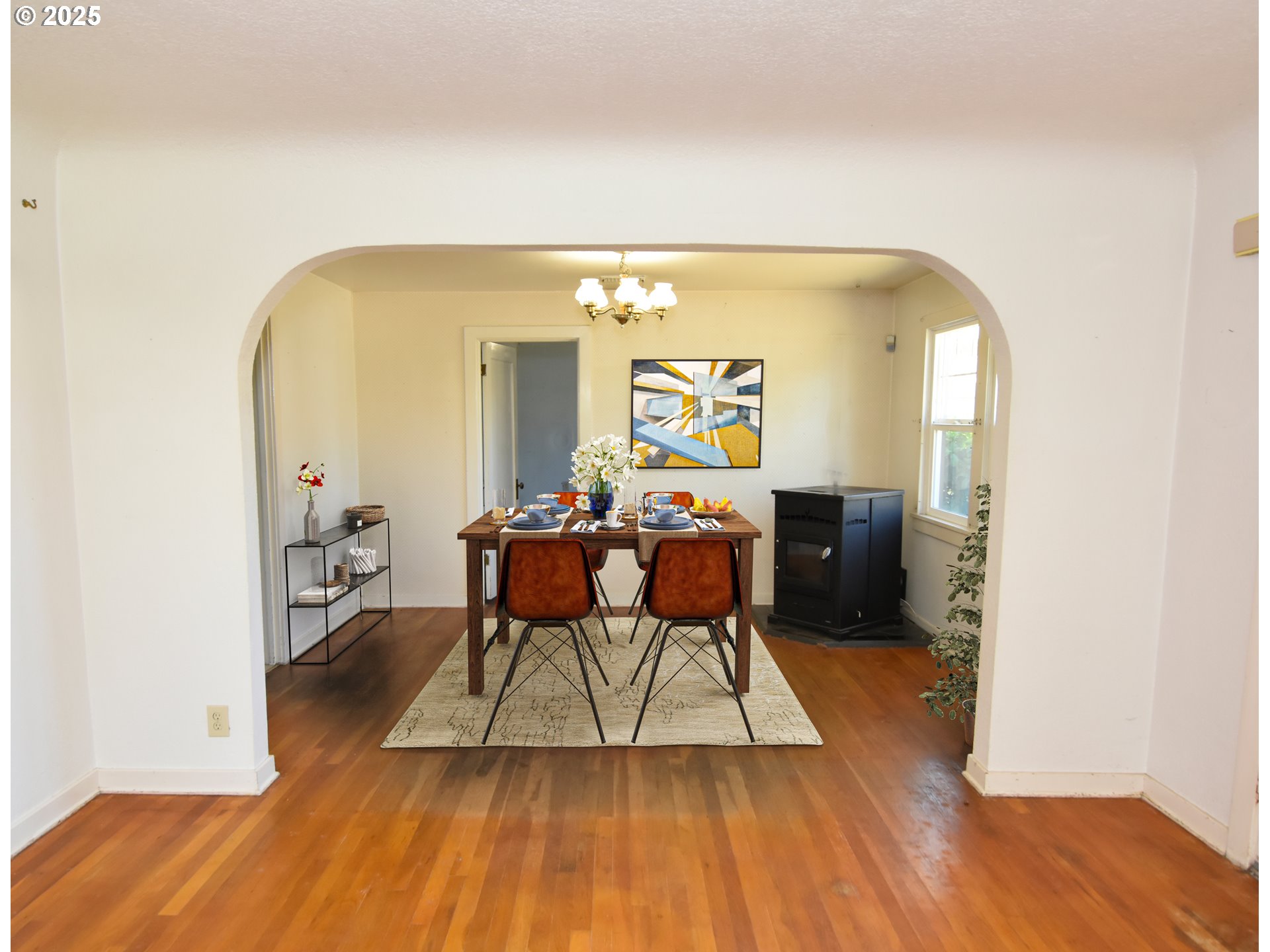 210 HOLEMAN AVE