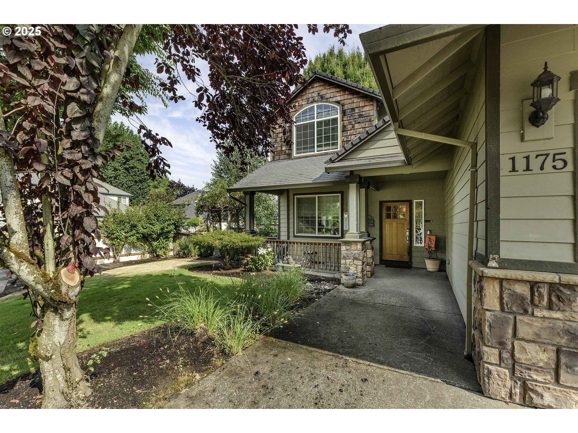 1175 NE IRENE CT