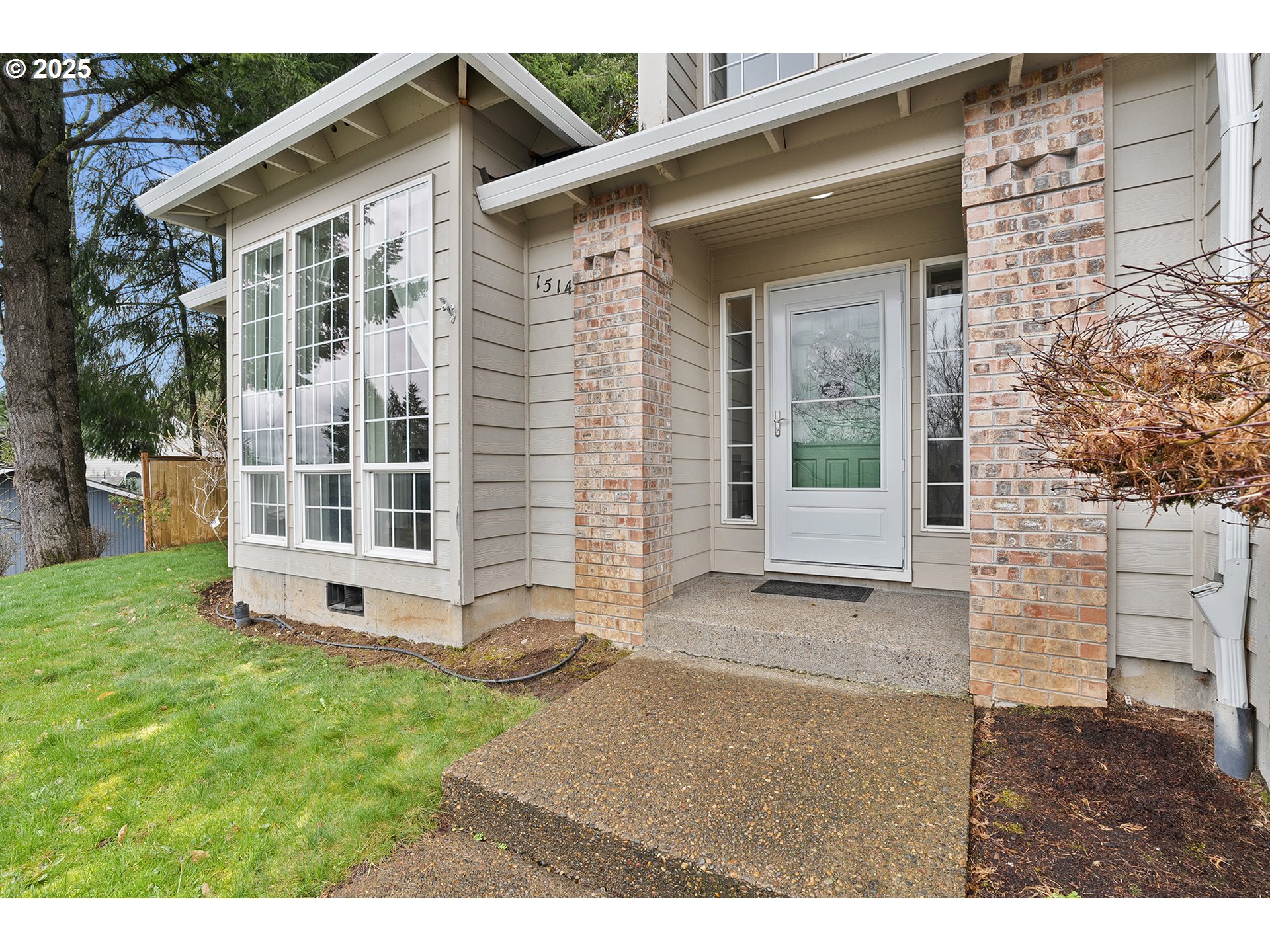 1514 KILLARNEY DR