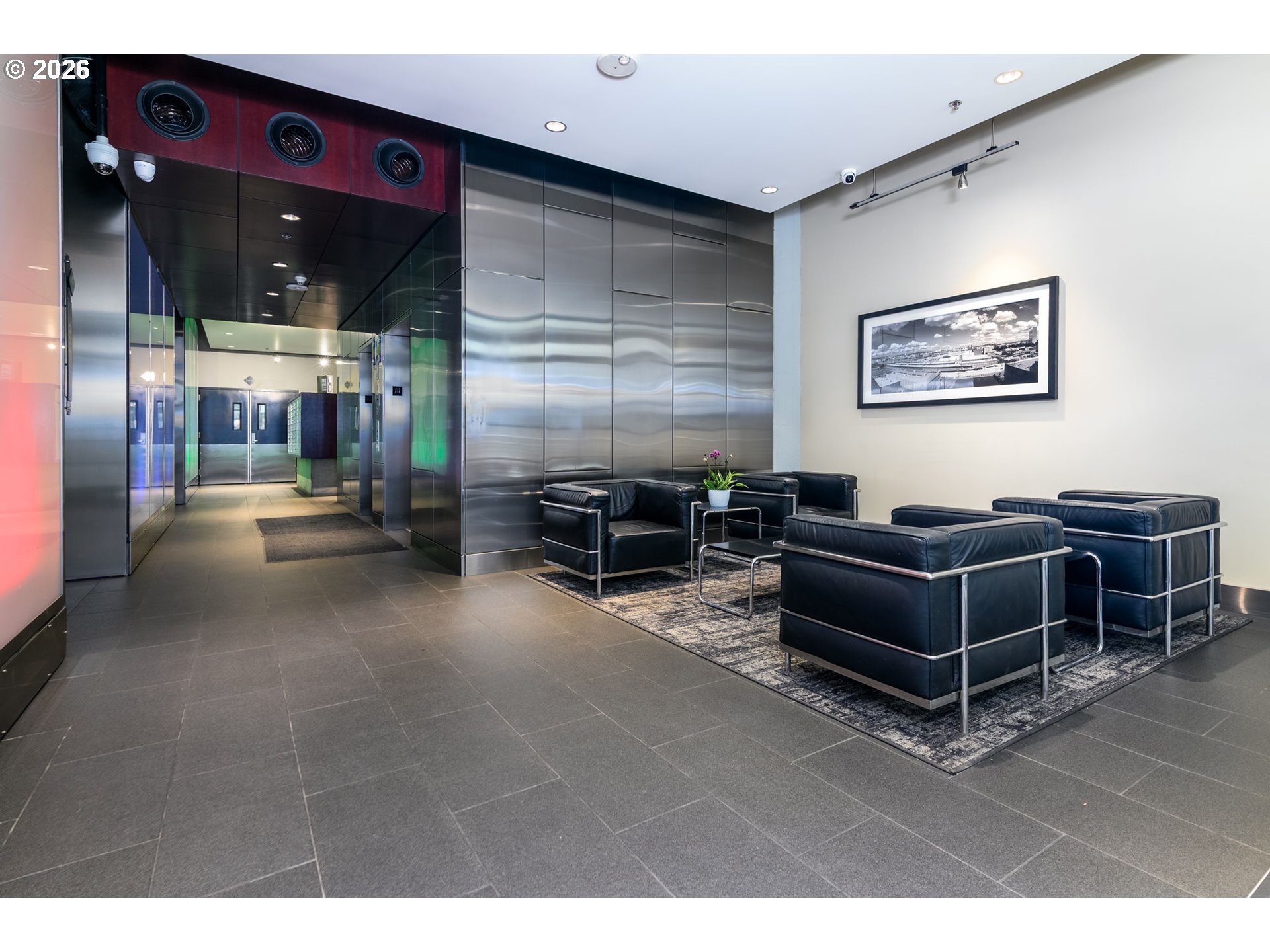 1400 NW IRVING ST 615