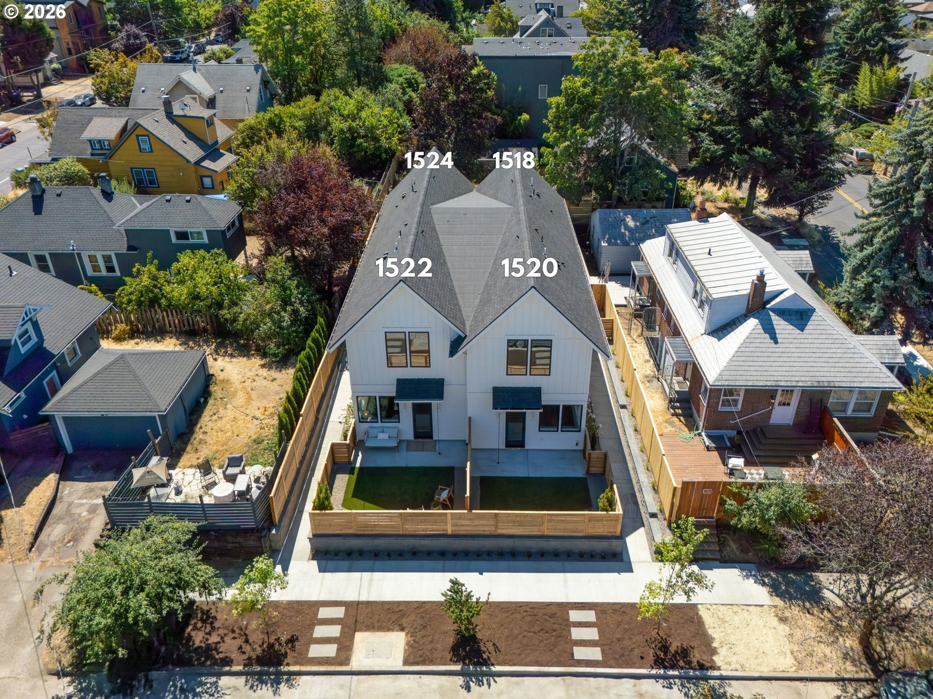 1524 NE JARRETT ST D