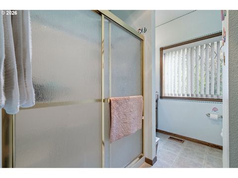 Tiny photo for 39428 Jasper Lowell Rd, Lowell, OR 97452 (MLS # 654383951)