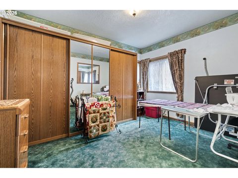 Tiny photo for 39428 Jasper Lowell Rd, Lowell, OR 97452 (MLS # 654383951)