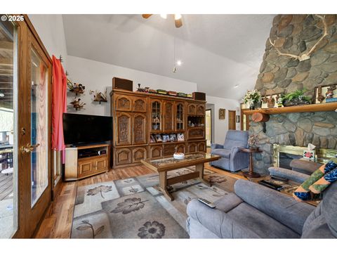 Tiny photo for 39428 Jasper Lowell Rd, Lowell, OR 97452 (MLS # 654383951)