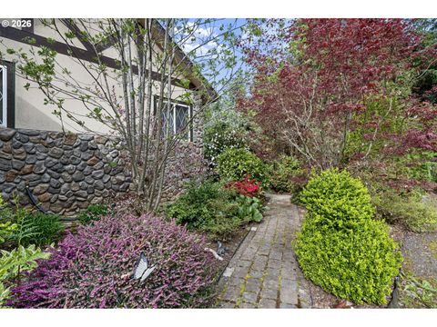 Tiny photo for 39428 Jasper Lowell Rd, Lowell, OR 97452 (MLS # 654383951)