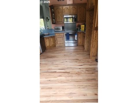 Tiny photo for 39428 Jasper Lowell Rd, Lowell, OR 97452 (MLS # 654383951)