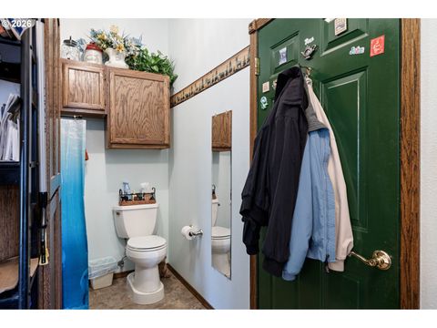 Tiny photo for 39428 Jasper Lowell Rd, Lowell, OR 97452 (MLS # 654383951)