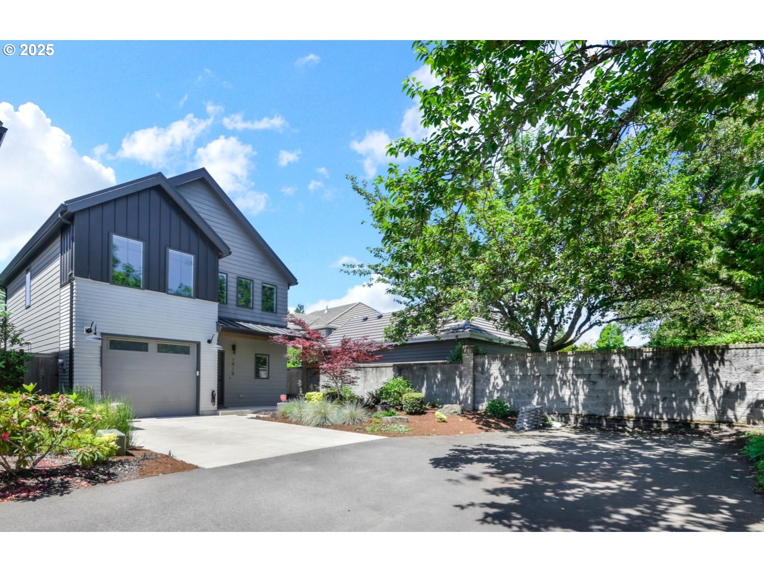 Eugene, Oregon 97408, United States, 3 Bedrooms Bedrooms, ,3 BathroomsBathrooms,Residential,Active,142626 Eugene, Oregon 97408, United States, 3 Bedrooms Bedrooms, ,3 BathroomsBathrooms,Residential,Active,142626