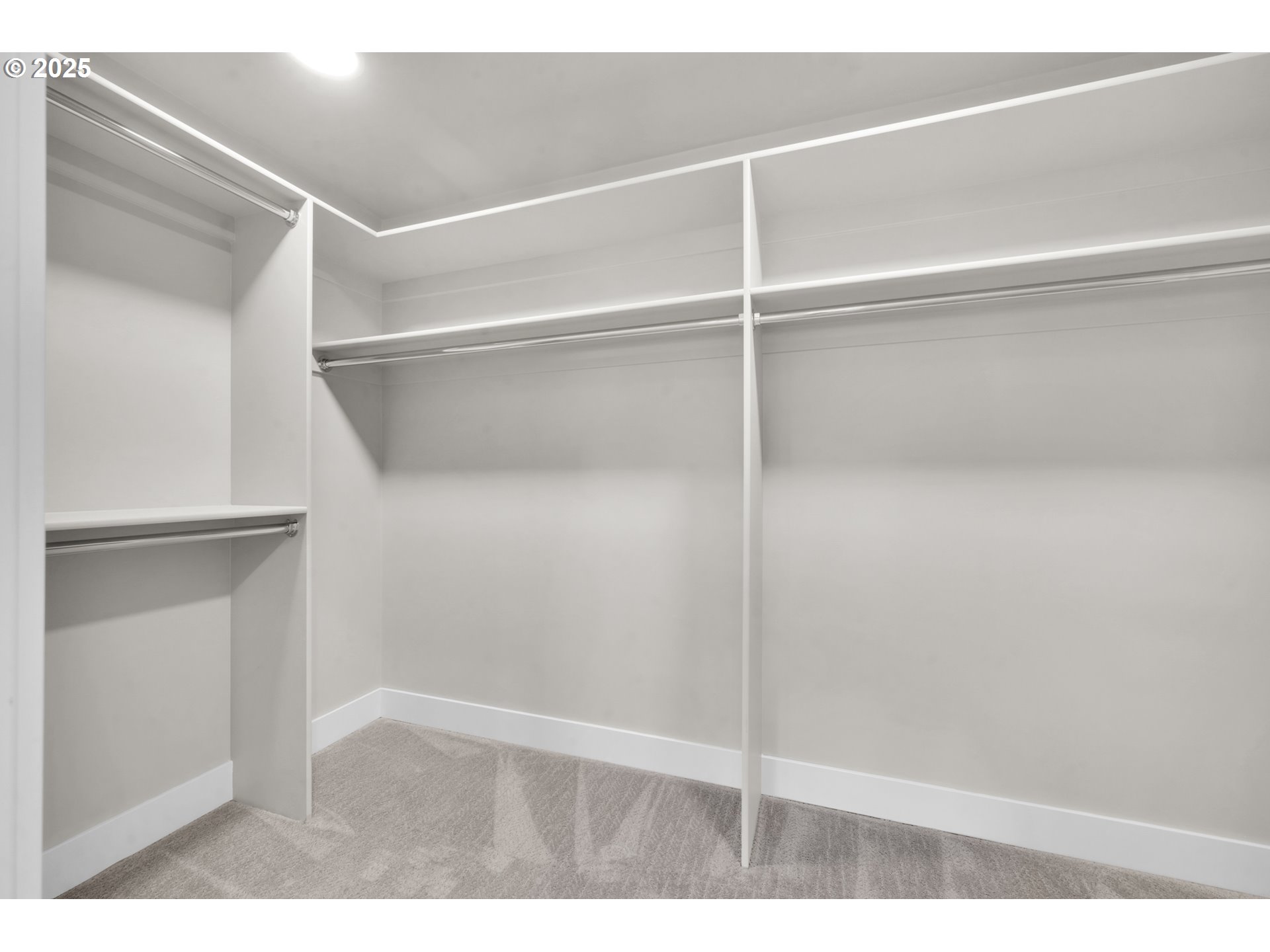 Eugene, Oregon 97408, United States, 3 Bedrooms Bedrooms, ,3 BathroomsBathrooms,Residential,Active,142626