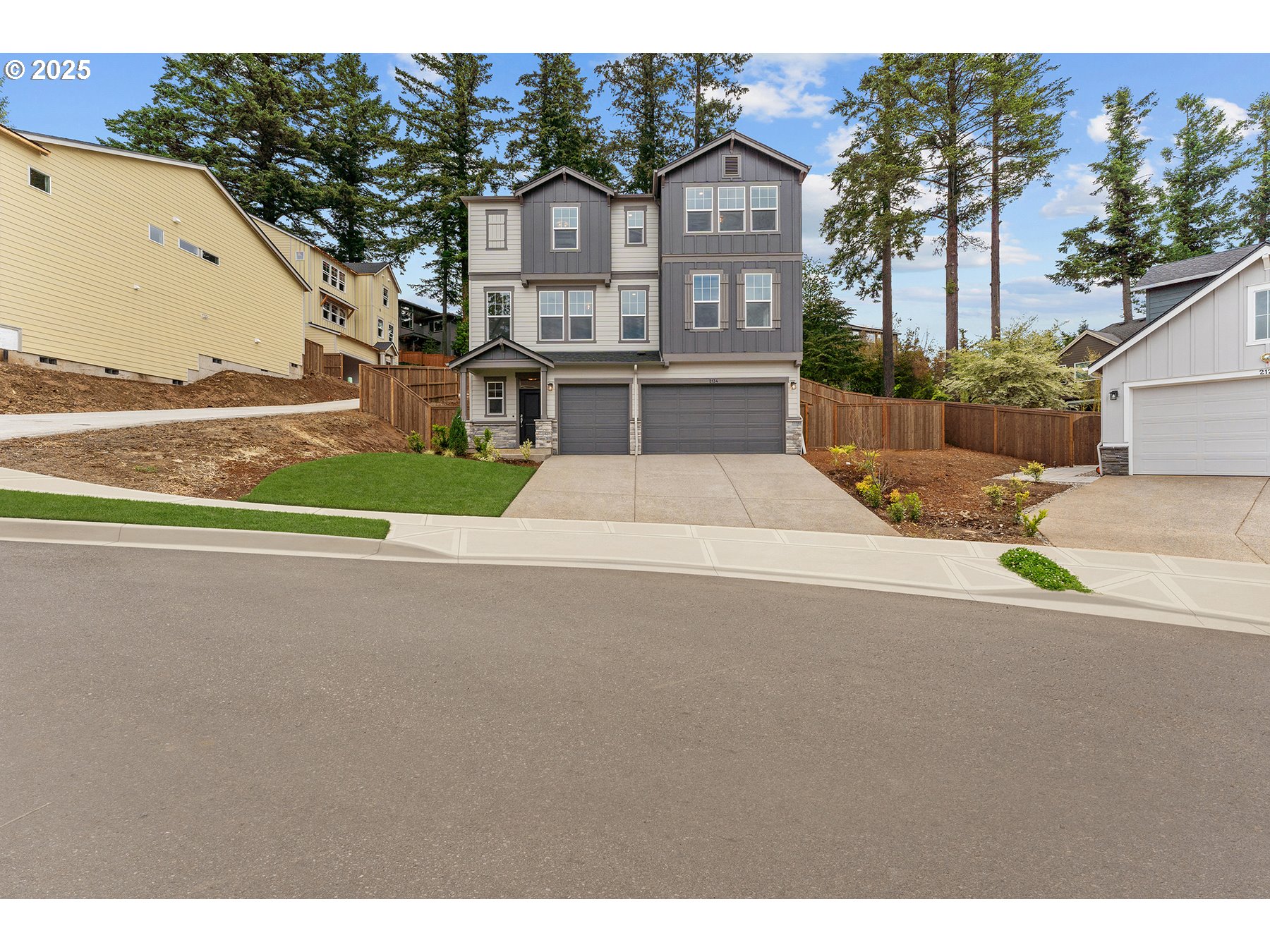 2134 Eleanor RD