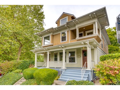 1403 SE SALMON ST Portland OR 97214
