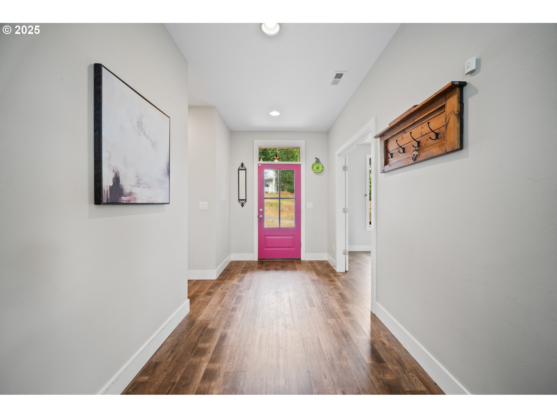 100 NOVA LN
