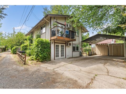 1147 W 11TH ALY Eugene OR 97402