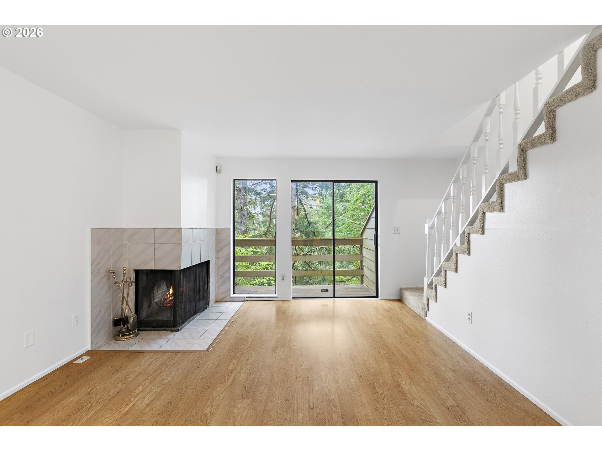 40 CERVANTES CIR