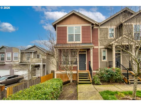 2753 SE NICKLAUS CT Hillsboro OR 97123