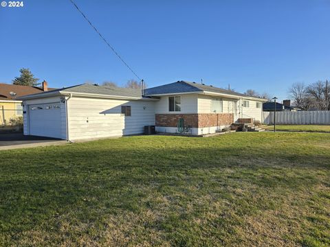 A home in Hermiston