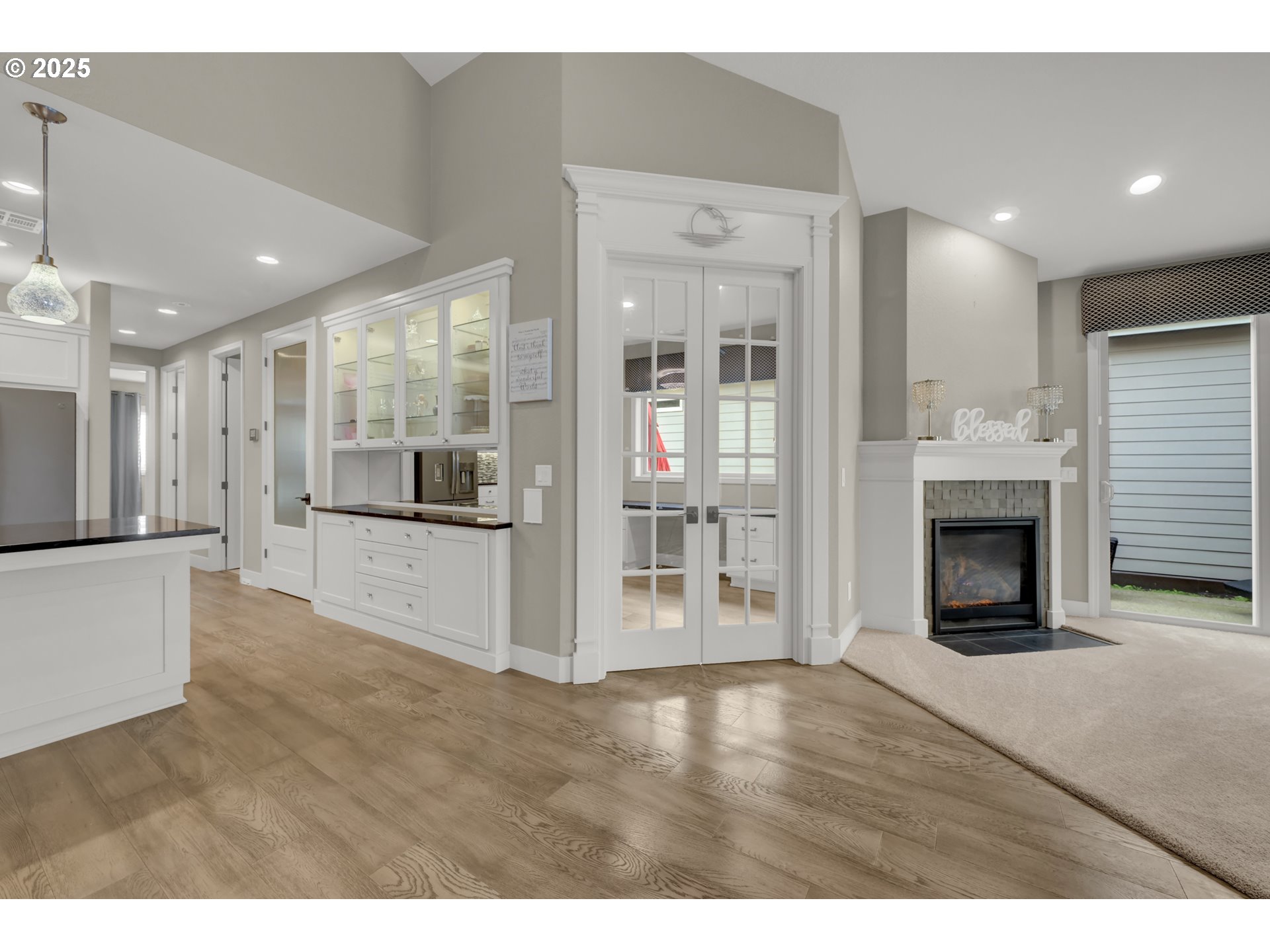 Eugene, Oregon 97408, United States, 3 Bedrooms Bedrooms, ,2 BathroomsBathrooms,Residential,Pending,251662