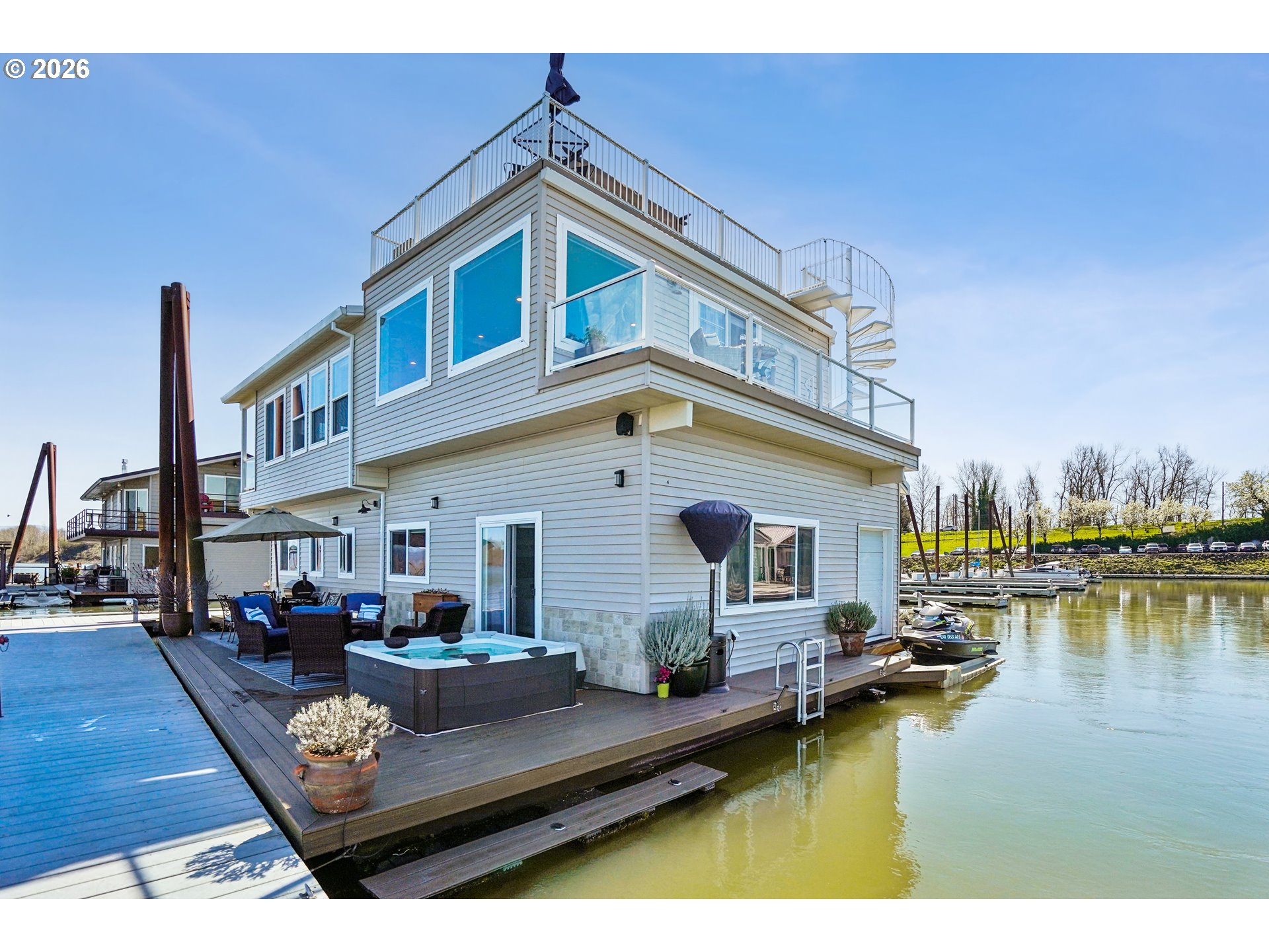 19609 NE Marine DR B18