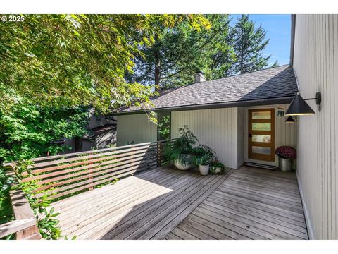 25 BECKET ST Lake Oswego OR 97035