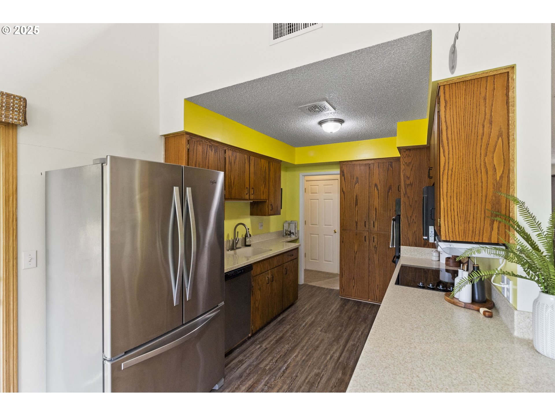 1760 W 34TH AVE