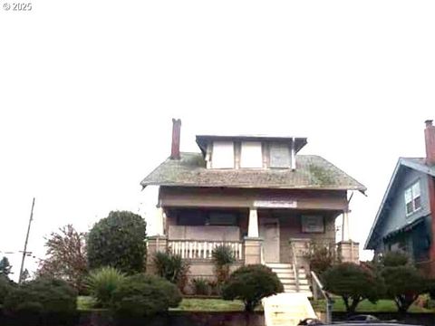 5272 NE 20TH AVE Portland OR 97211