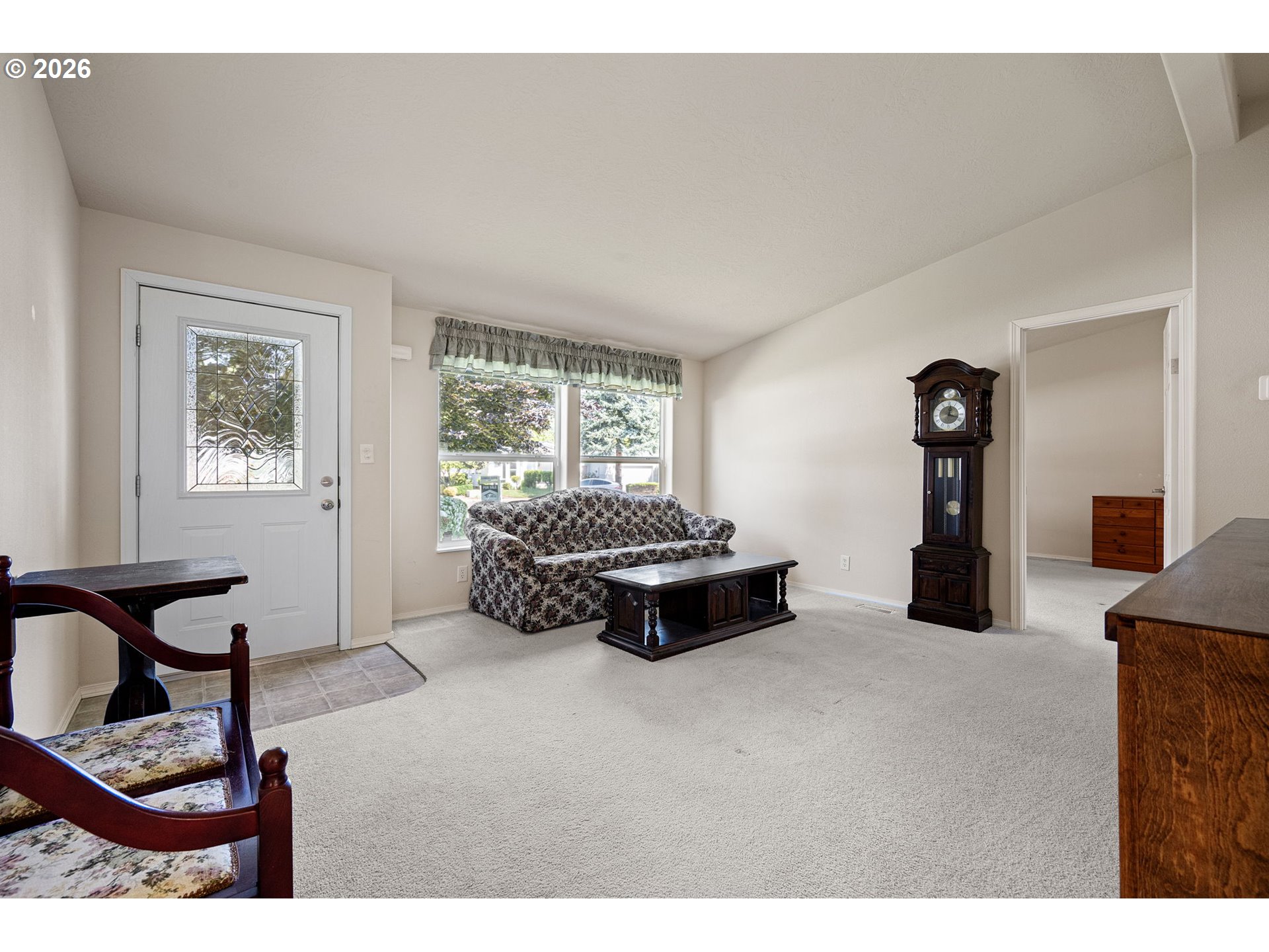 3220 CRESCENT AVE 18