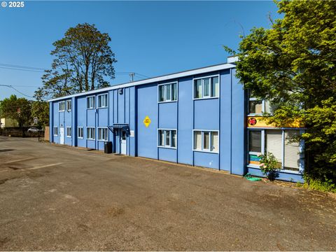 944 W 5TH AVE Eugene OR 97402