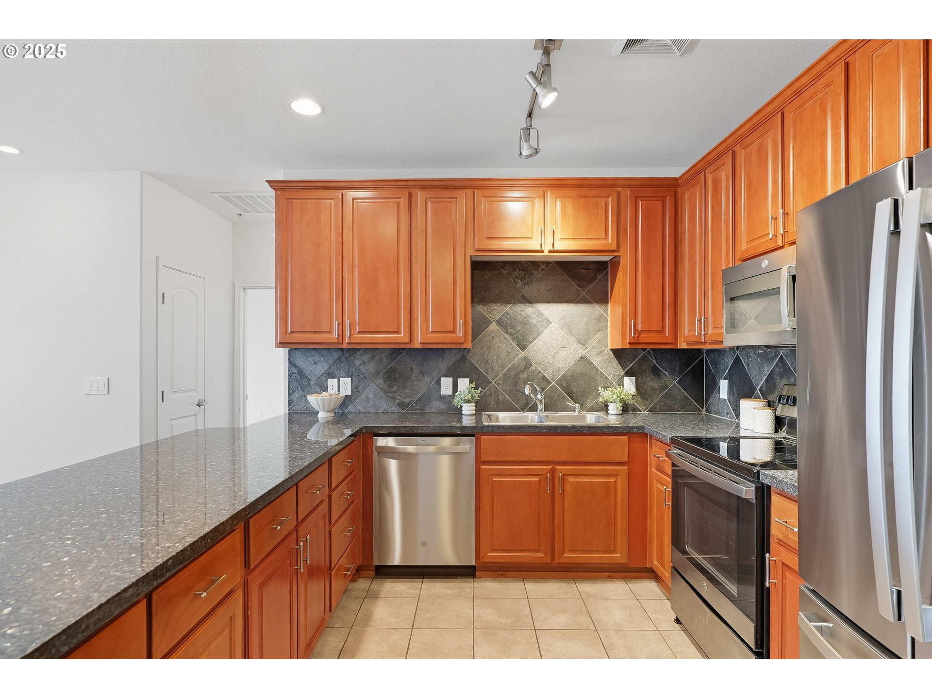 20508 SW ROY ROGERS RD 324