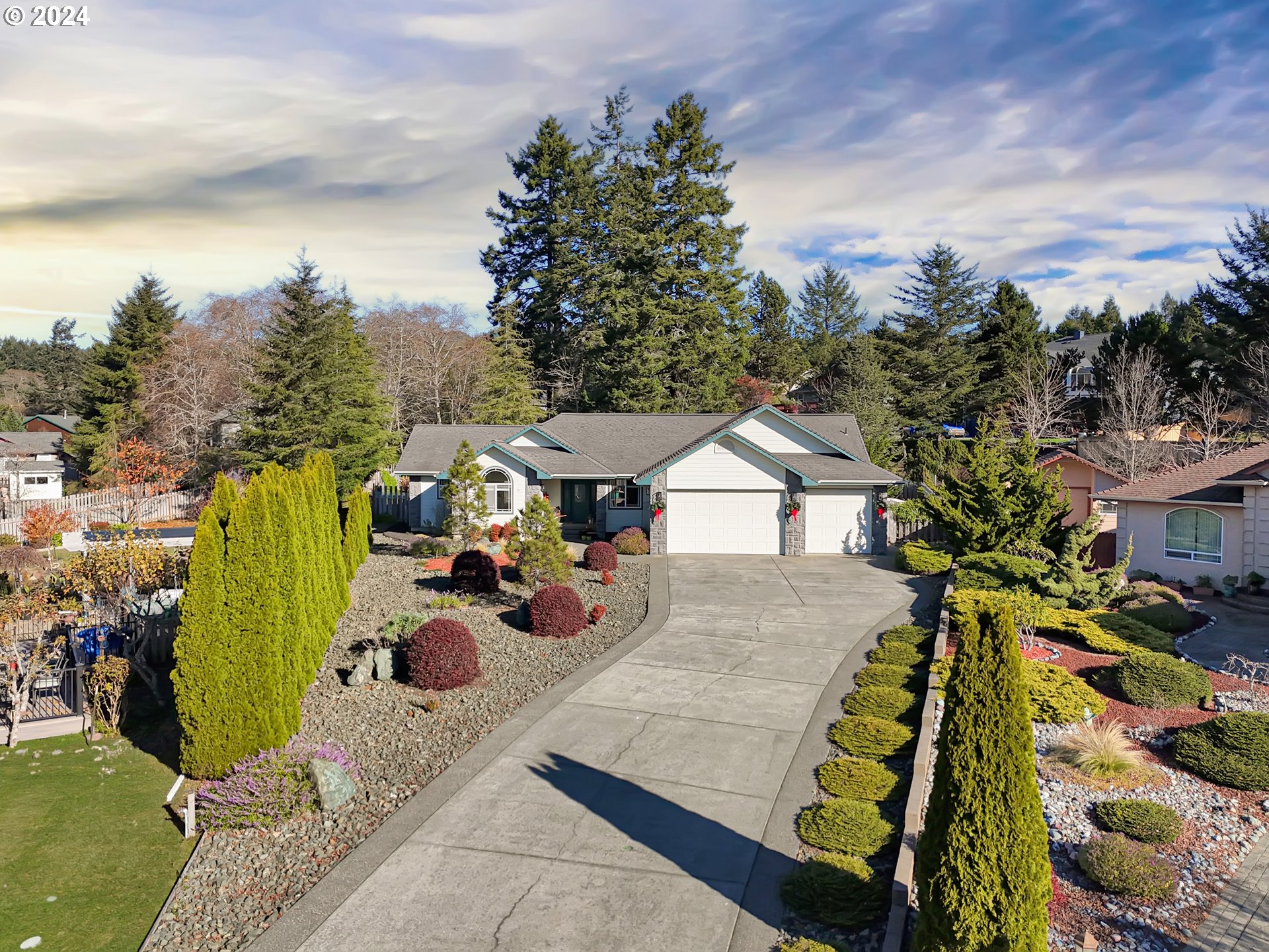 917 TIMBERLINE DR