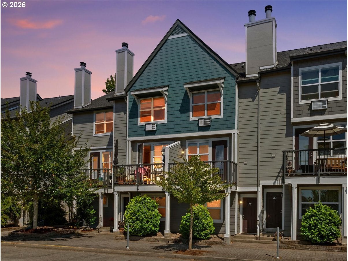 758 SE FAIRWINDS LOOP