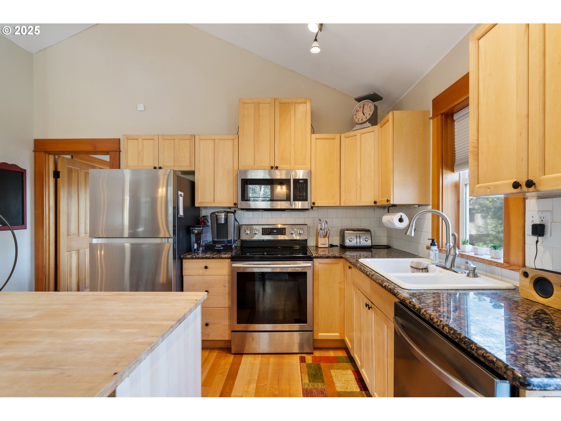 Bay City, Oregon 97107, United States, 4 Bedrooms Bedrooms, ,2 BathroomsBathrooms,Residential,Active,98316