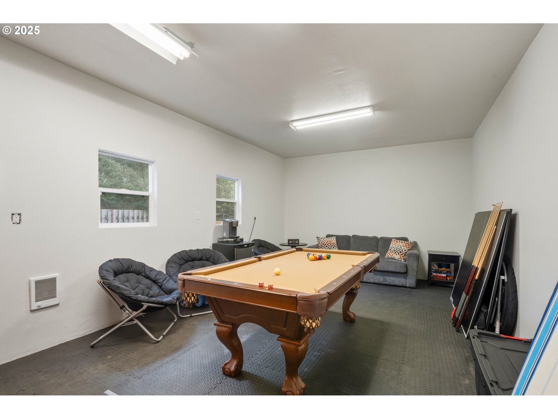 Bay City, Oregon 97107, United States, 4 Bedrooms Bedrooms, ,2 BathroomsBathrooms,Residential,Active,98316