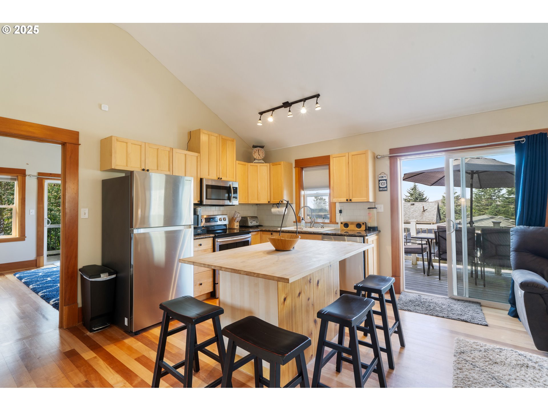 Bay City, Oregon 97107, United States, 4 Bedrooms Bedrooms, ,2 BathroomsBathrooms,Residential,Active,98316