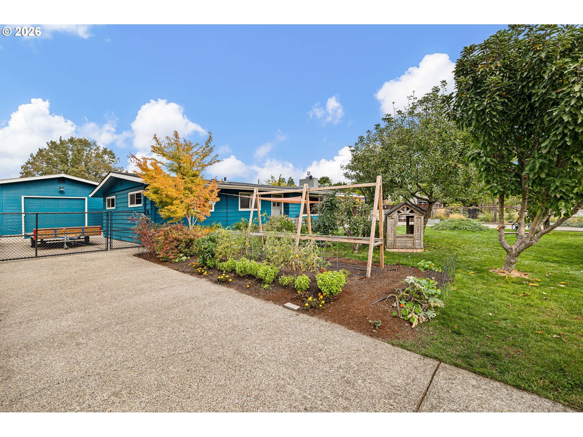 2747 BAILEY LN