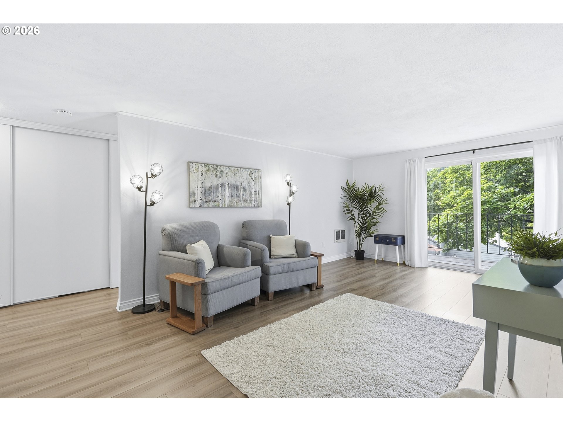 159 SW FLORENCE AVE E26