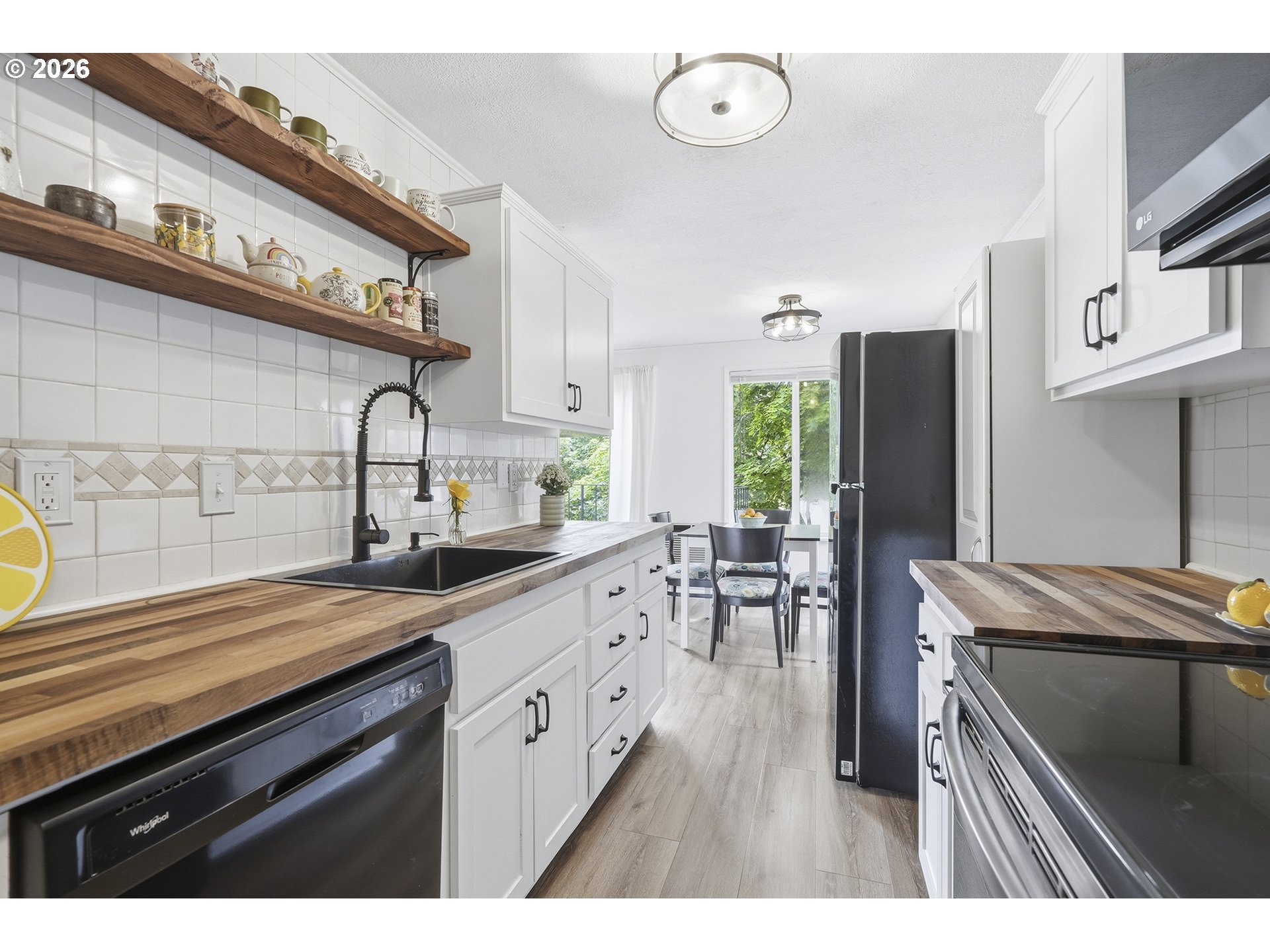 159 SW FLORENCE AVE E26