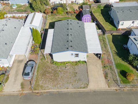 A home in Sutherlin