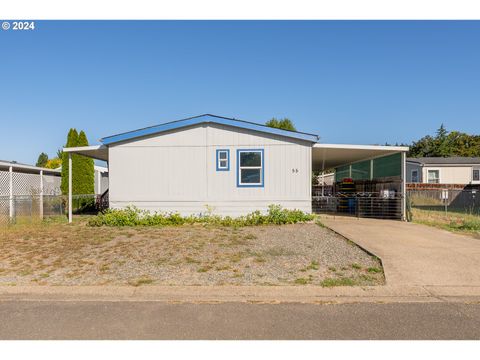 A home in Sutherlin