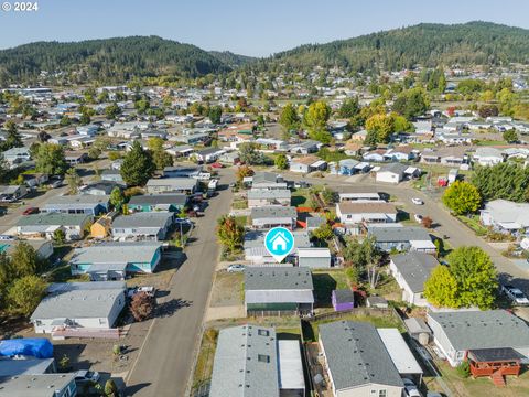 A home in Sutherlin