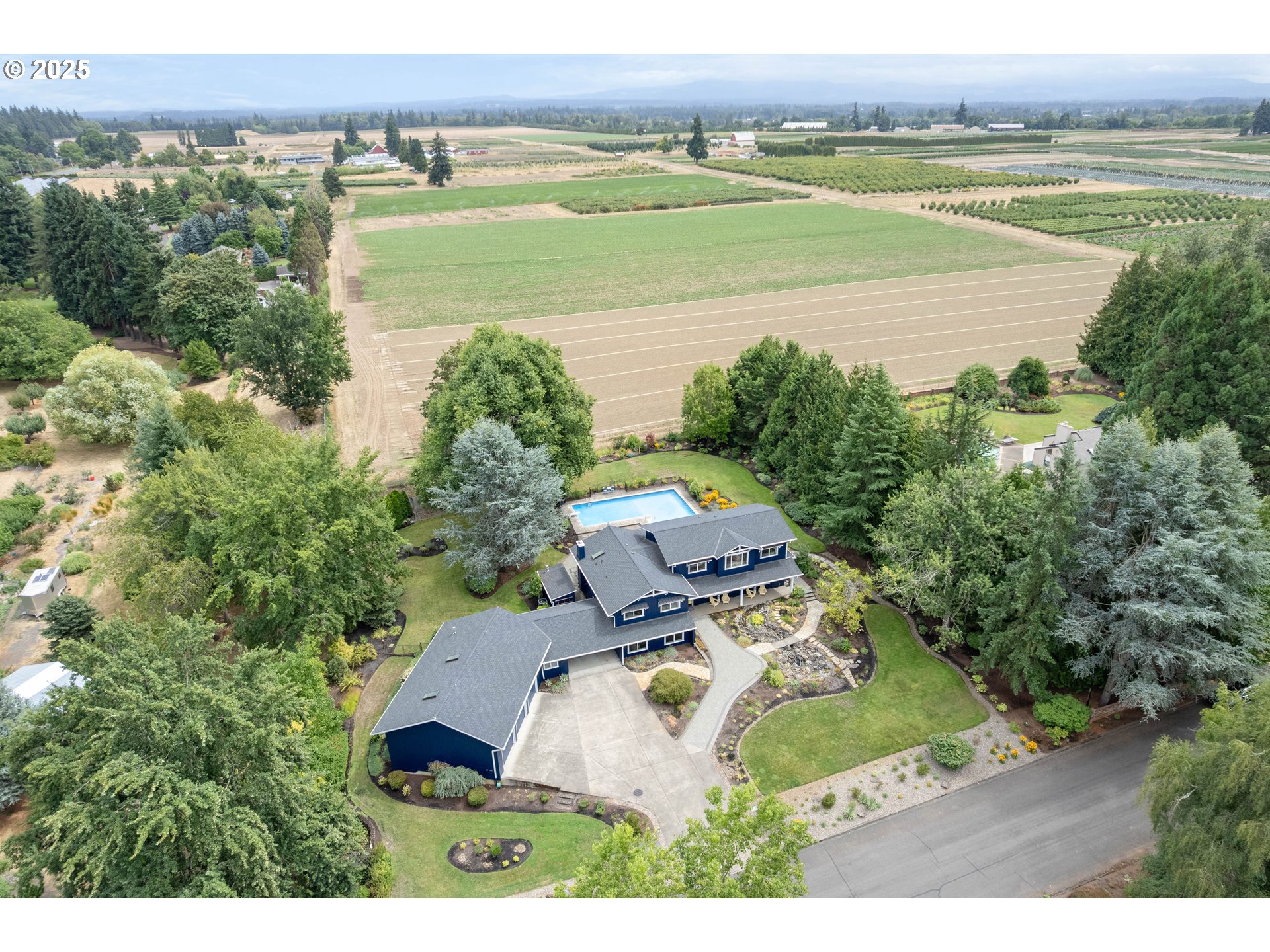 24994 NE PRAIRIE VIEW DR