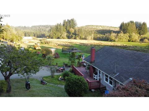 A home in Coos Bay