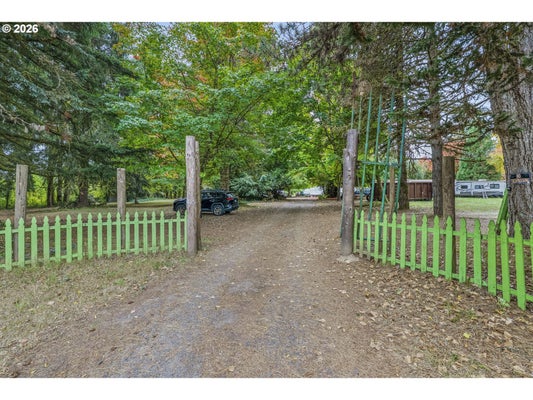 69865 WALKER RD, RAINIER, OR 97048 - Image 7d41fa773fdb5c53f7c87385a0b89aa0/162034432