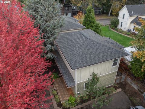 A home in Hood River