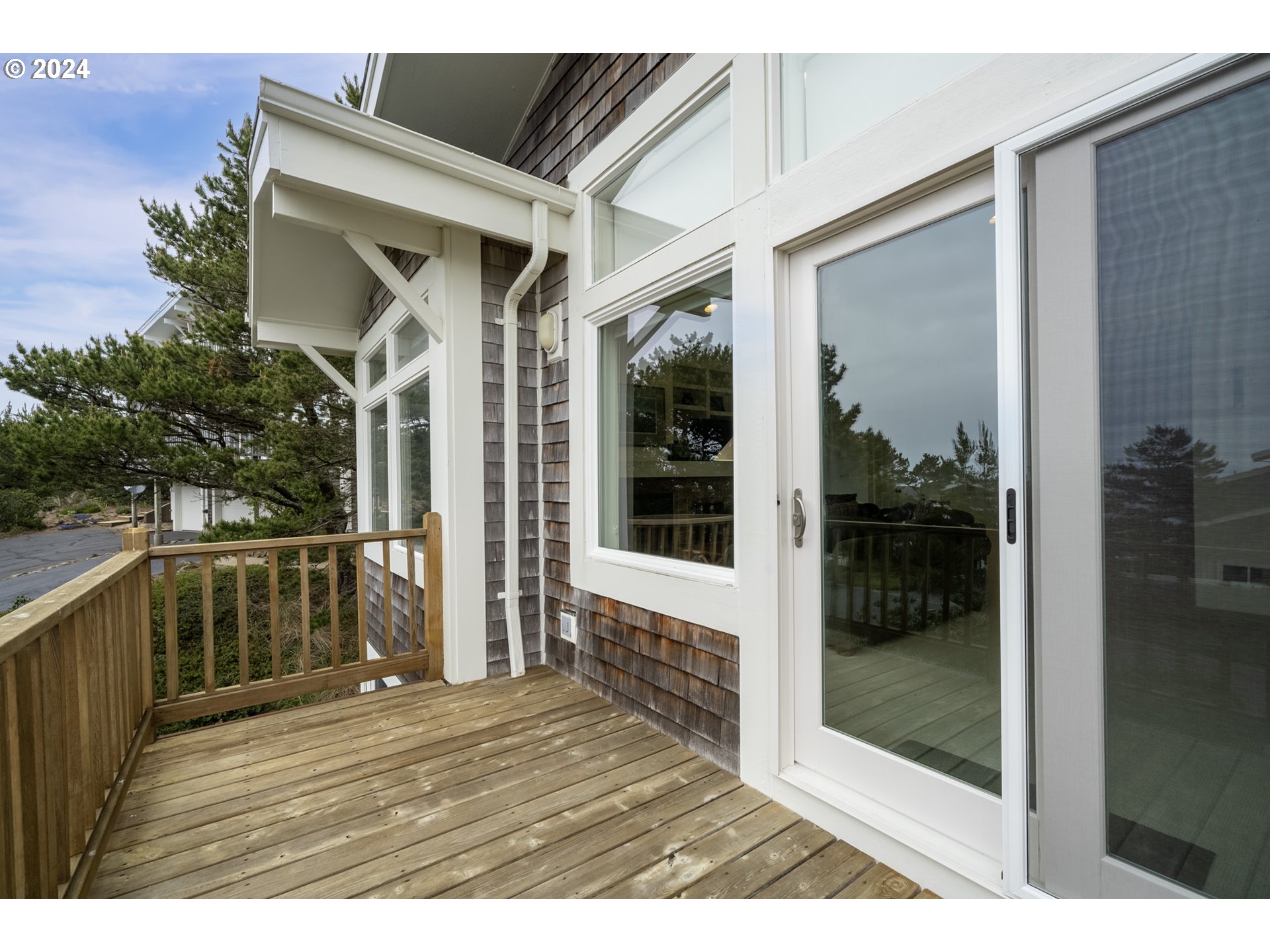 Oceanside, Oregon 97134, United States, 3 Bedrooms Bedrooms, ,3 BathroomsBathrooms,Residential,Active,122546